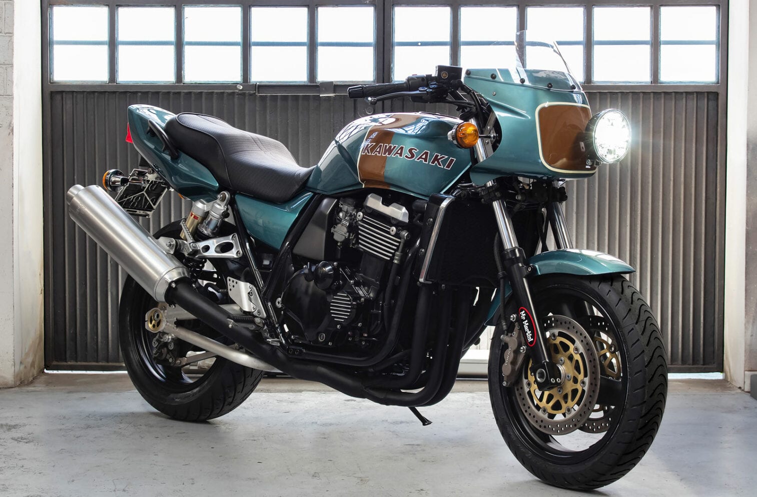 NonStandard MR Martini Kawasaki ZRX1100 Return Of The Cafe Racers