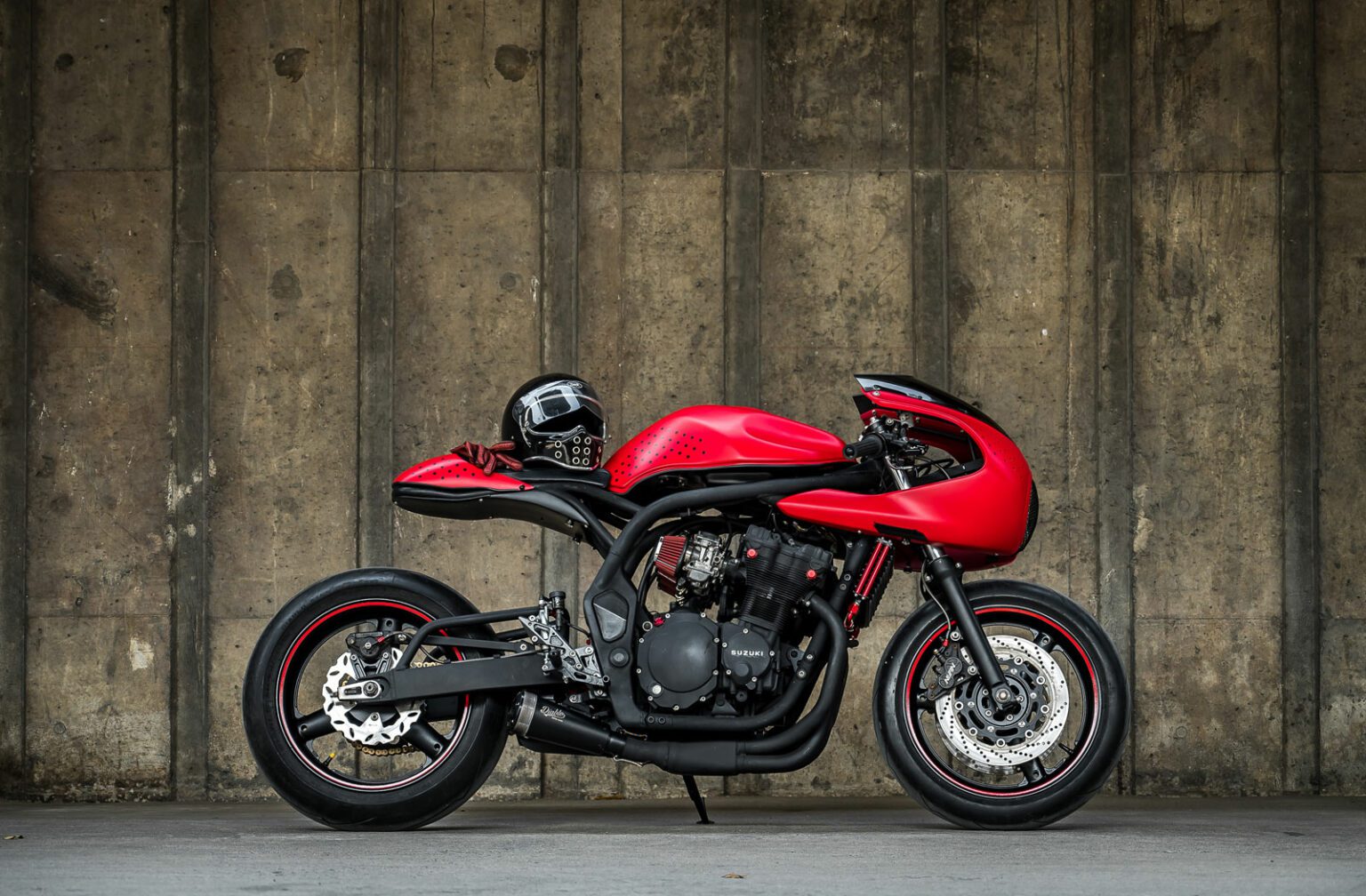 Red Devil K Speed Suzuki Bandit Return Of The Cafe Racers