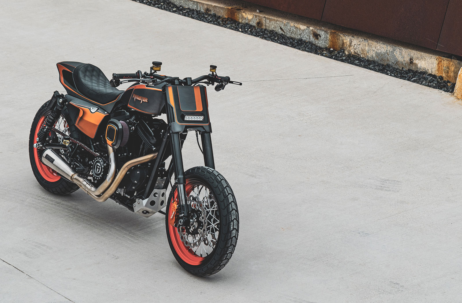 Dream Realised - Fangster H-D Sportster 1200 Tracker - Return of the Cafe  Racers