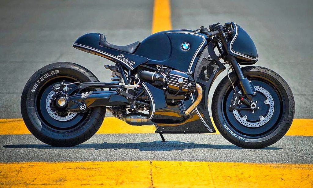 2022 Batman movie Catwoman motorcycle - Return of the Cafe Racers