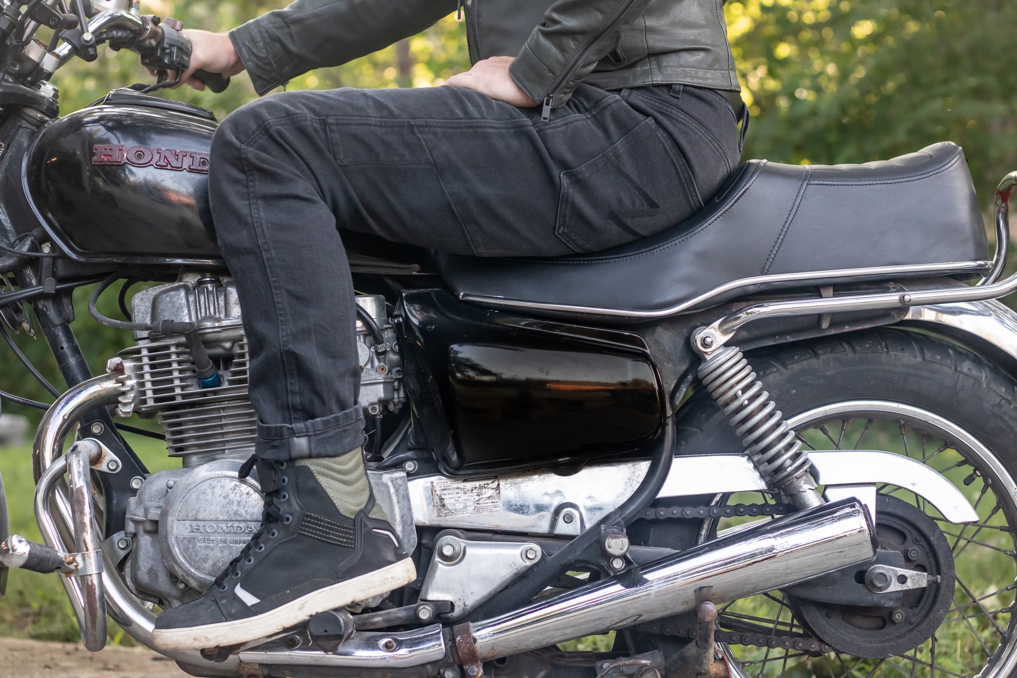 Gear Review - Pando Moto Boss Jeans - Return of the Cafe Racers