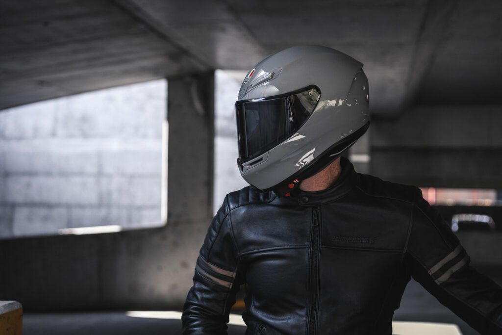 Gear Review: AGV K6 Helmet - Return of the Cafe Racers