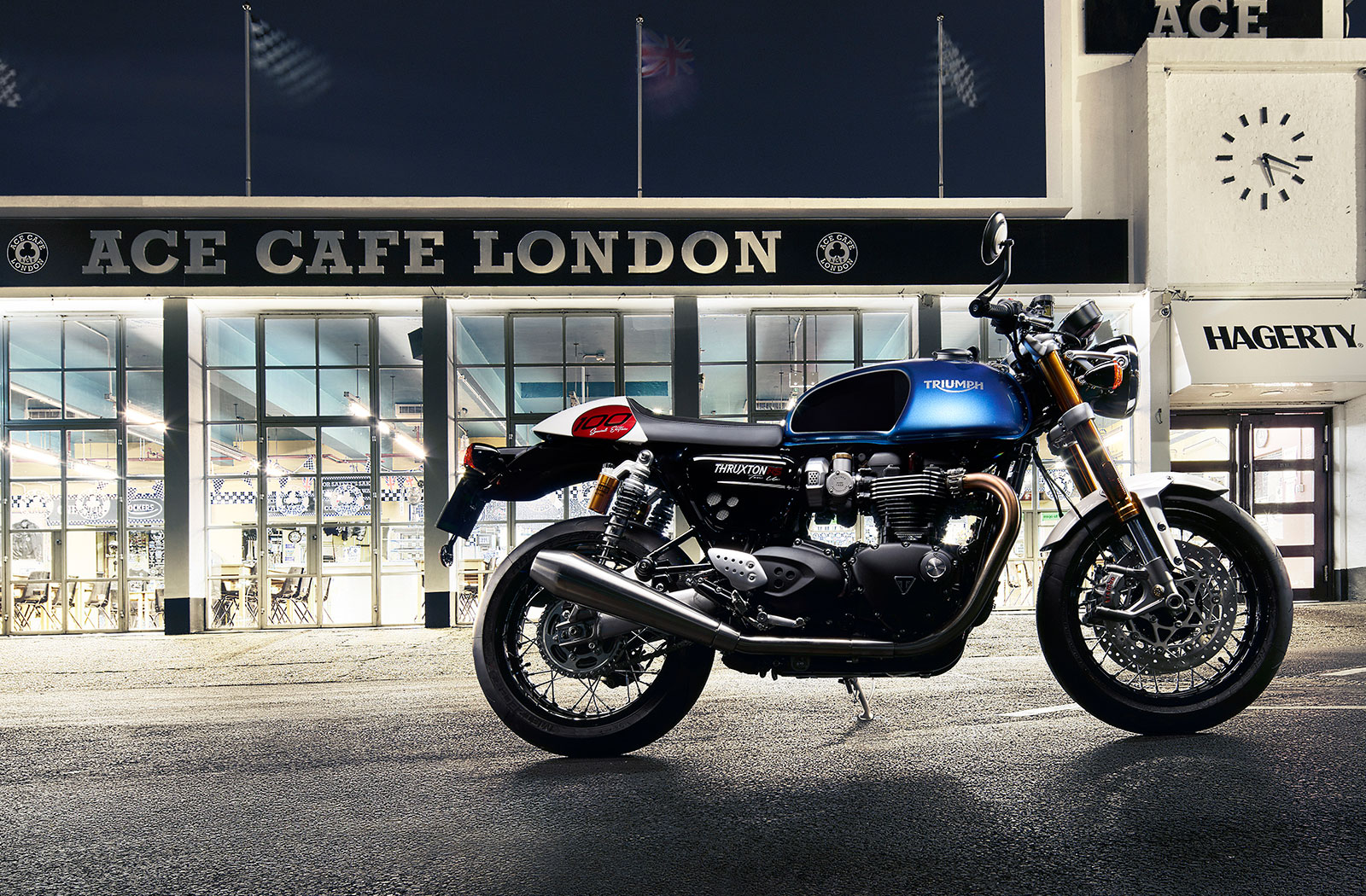 Triumph Thruxton RS Ton Up