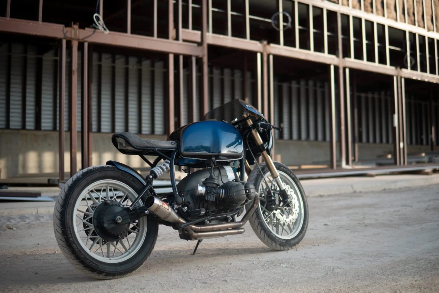 Bike Of The Day 1981 Bmw R100rt Cafe Racer Return Of The Cafe Racers 2873