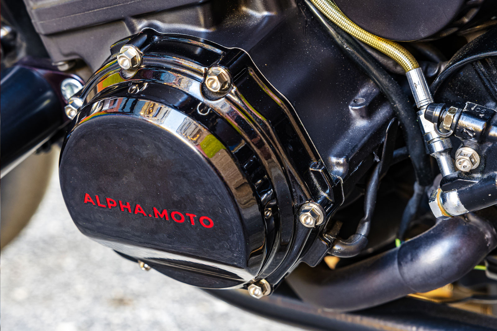 Alpha ZRX1200R Cafe Racer