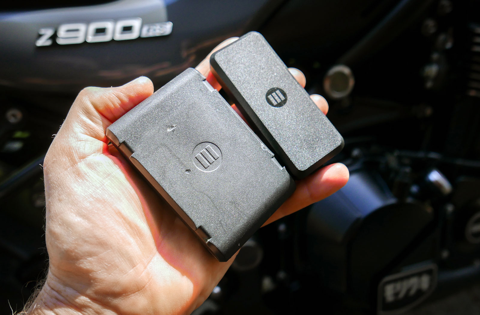 Monimoto 9 motorcycle GPS alarm review